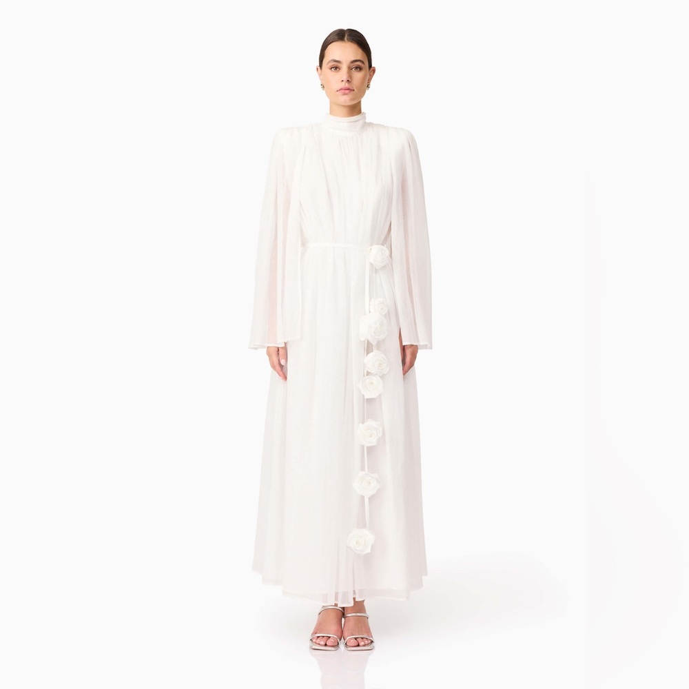 Elliatt Melissa Long Sleeve Gown in White Size L NWT Flaw Noted- Belt Missing!!! - Picture 2 of 7
